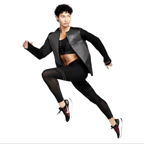 Nike Premium Running Jacket - Picture 3 of 10